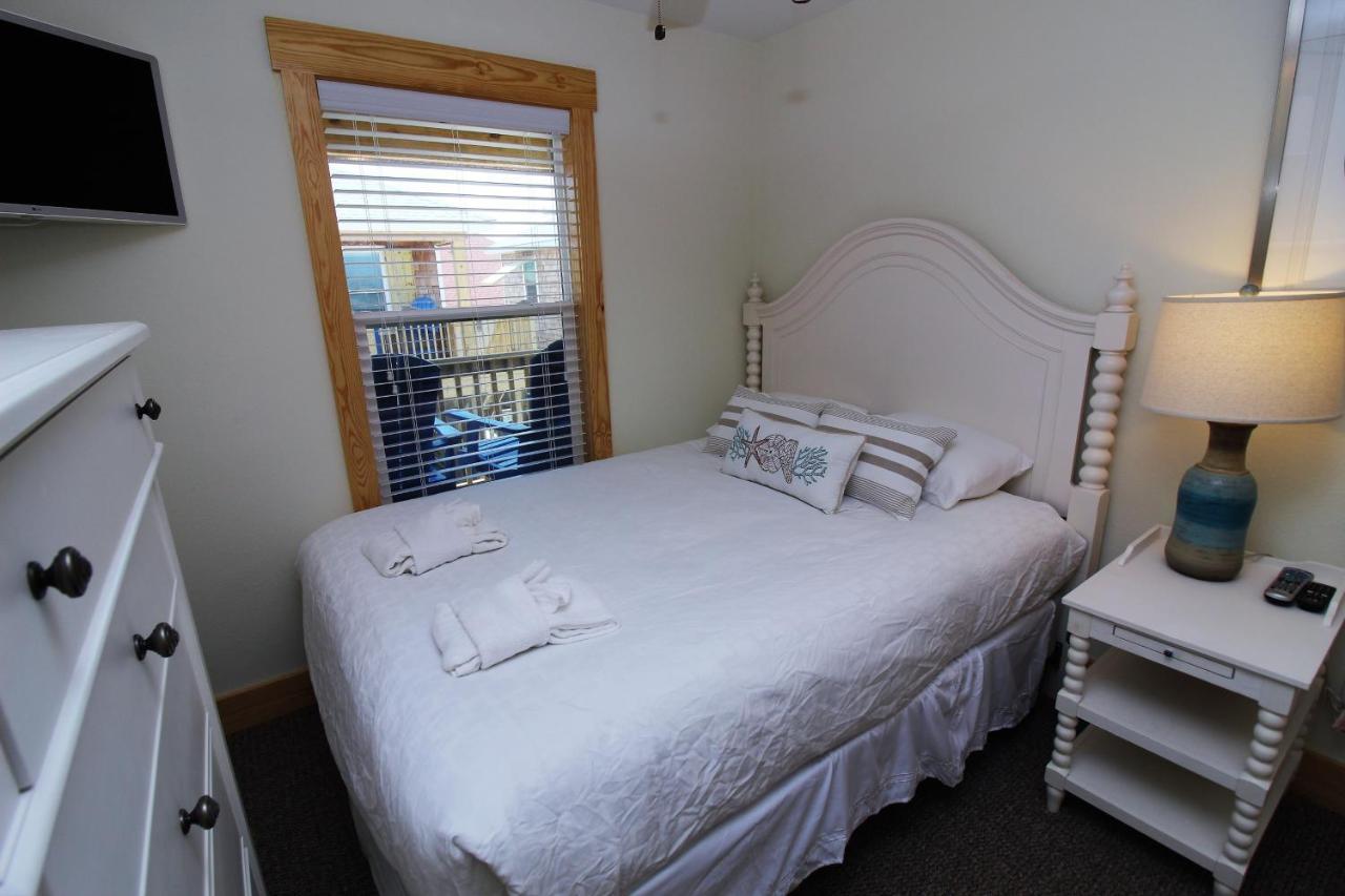 Whalebone Ocean Cottages By Kees Vacations Nags Head Bagian luar foto