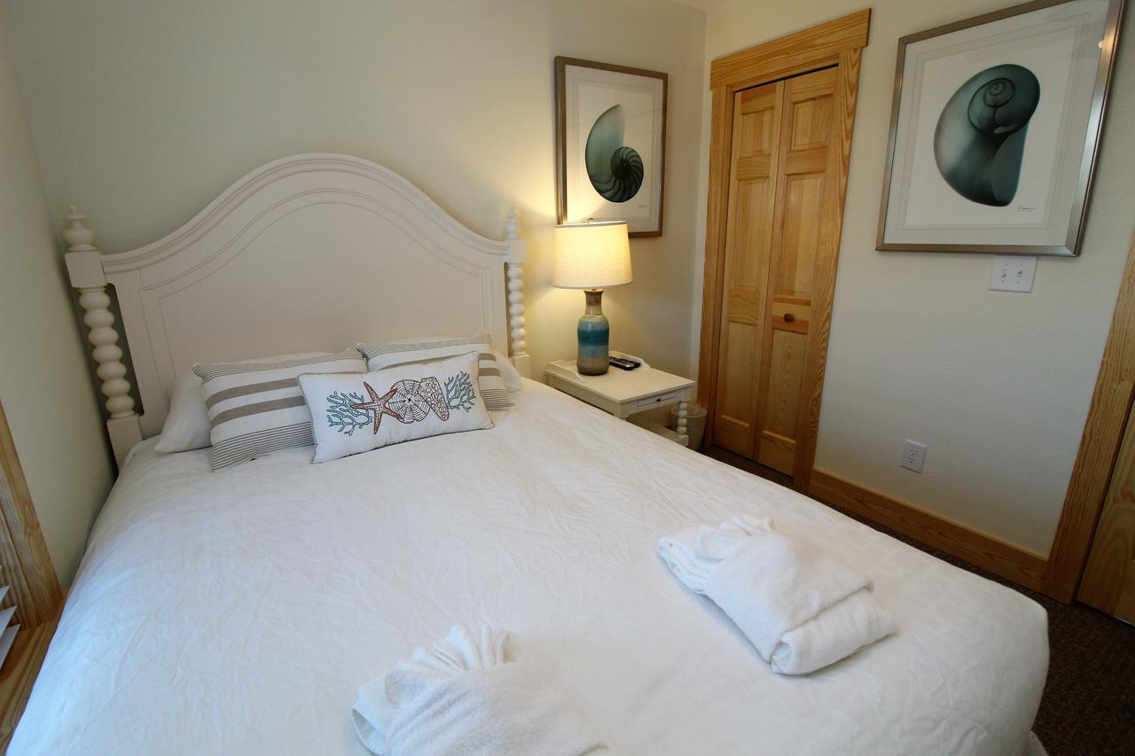 Whalebone Ocean Cottages By Kees Vacations Nags Head Bagian luar foto